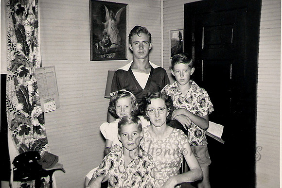 Gilda mombrothers c1949fixed